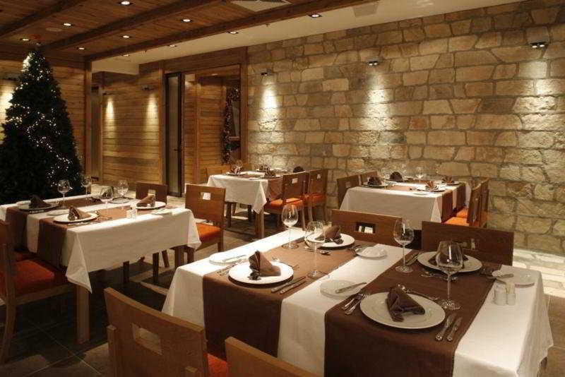 Four Points By Sheraton Kolasin Restaurant photo