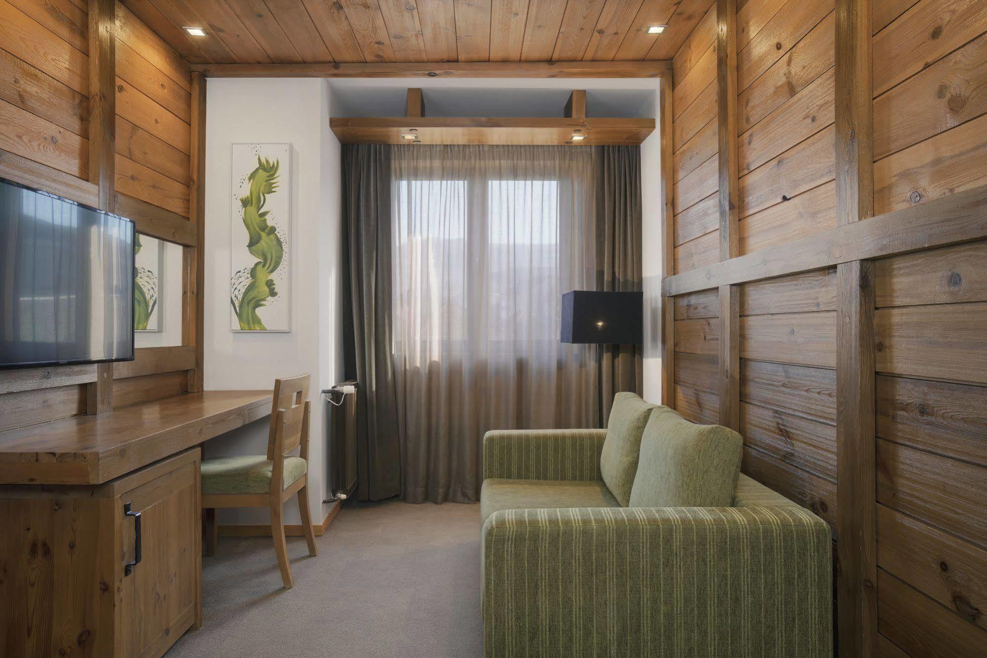 Four Points By Sheraton Kolasin Exterior photo