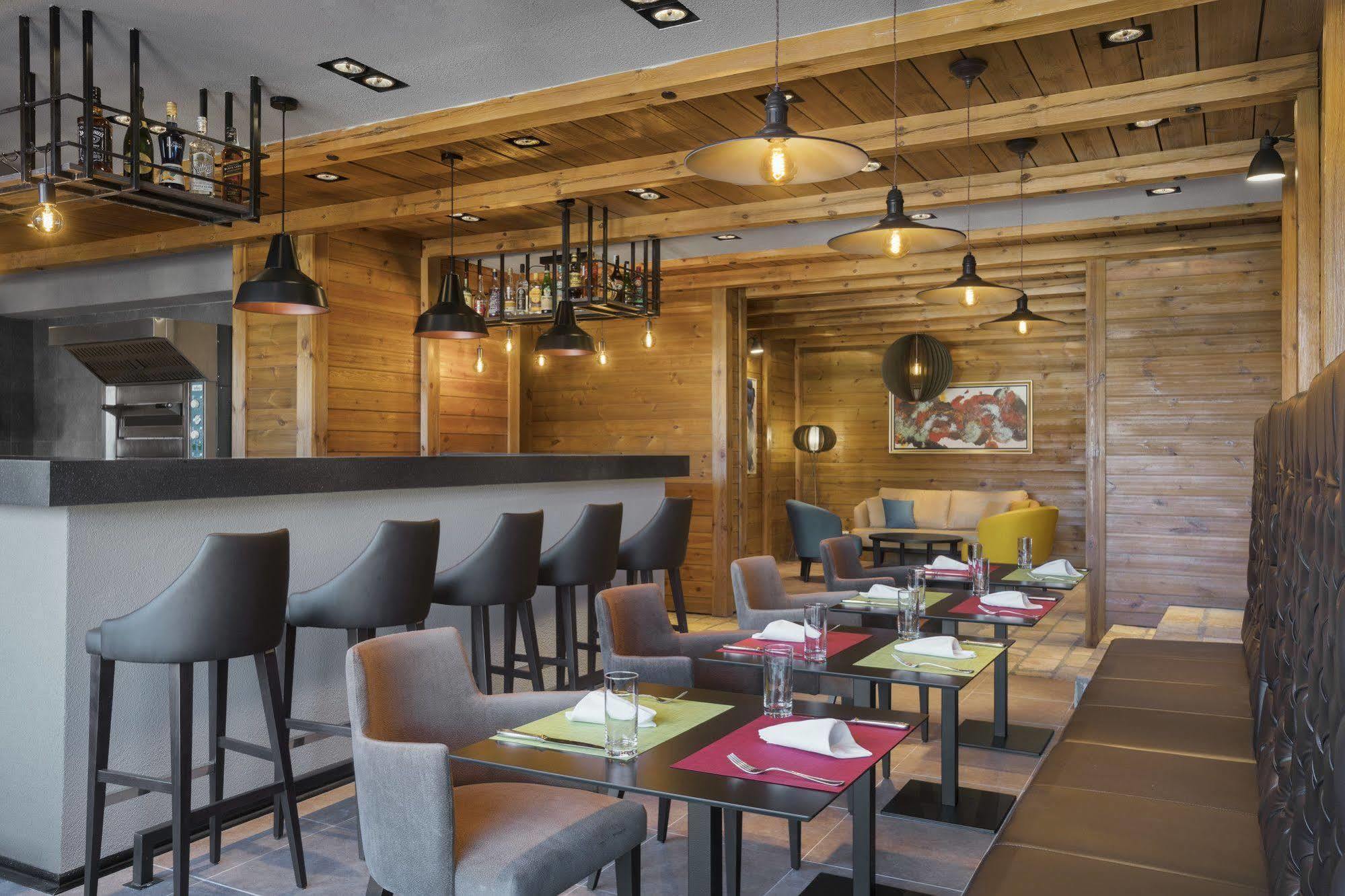Four Points By Sheraton Kolasin Exterior photo